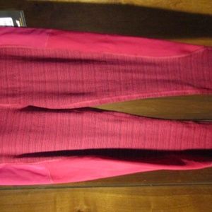 Maroon & black leggings